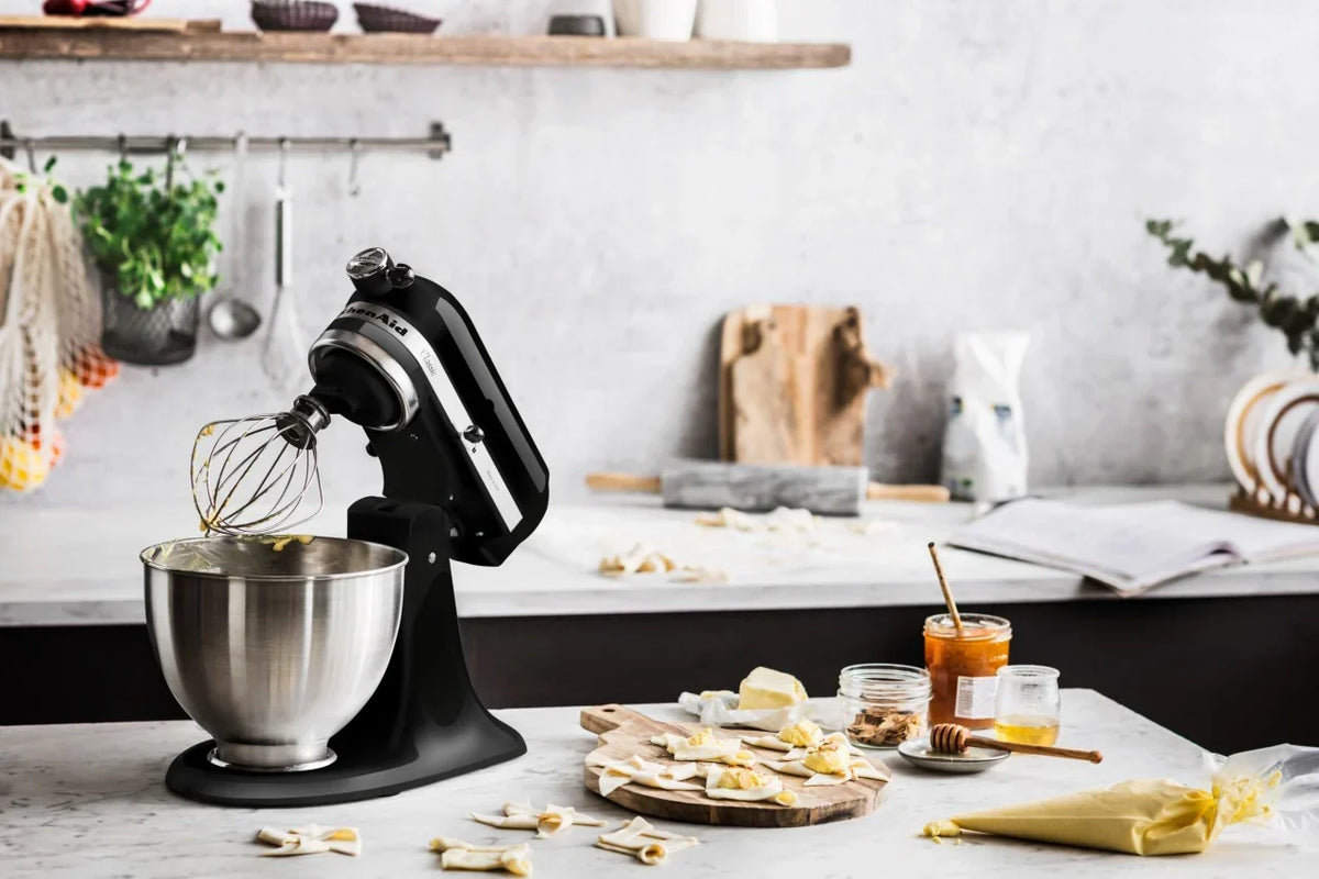 KitchenAid 4,3 L 5K45SS Classic Küchenmaschine Set 1 + Spritzschutz