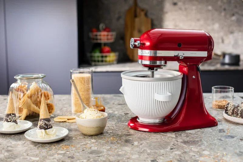 KitchenAid 4,8 L 5KSM175 Artisan Küchenmaschine Pastalover mit Nudelwalzen 3er- Set