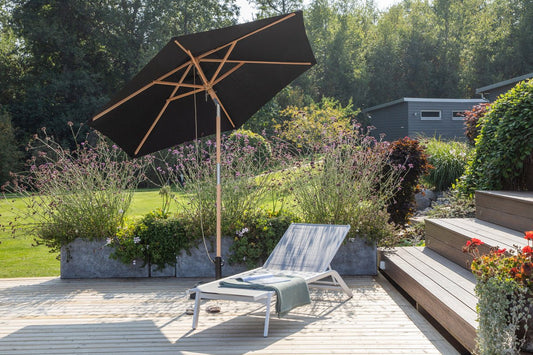 Garten Sonnenschirm Valenza – Ø250 cm in Schwarz oder Weiß
